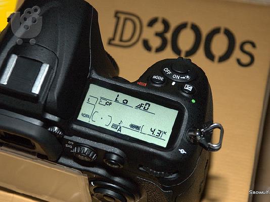 PoulaTo:  Nikon D300s DSLR Camera